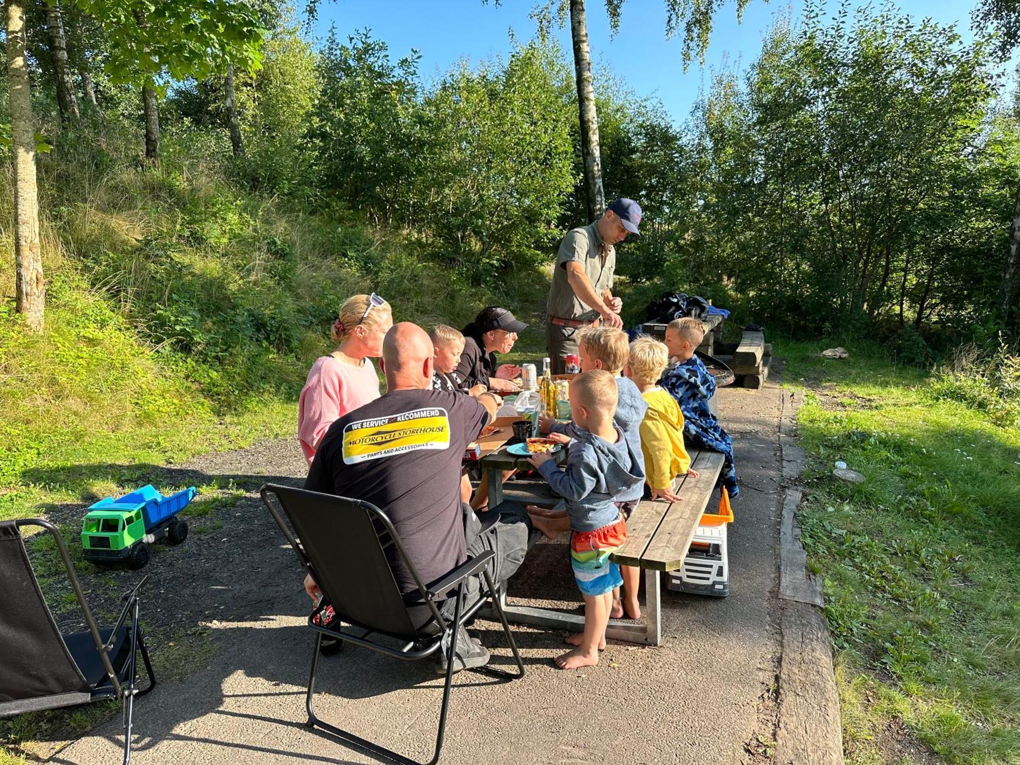 Hagbards By Gardspensionat Sloinge Bagian luar foto
